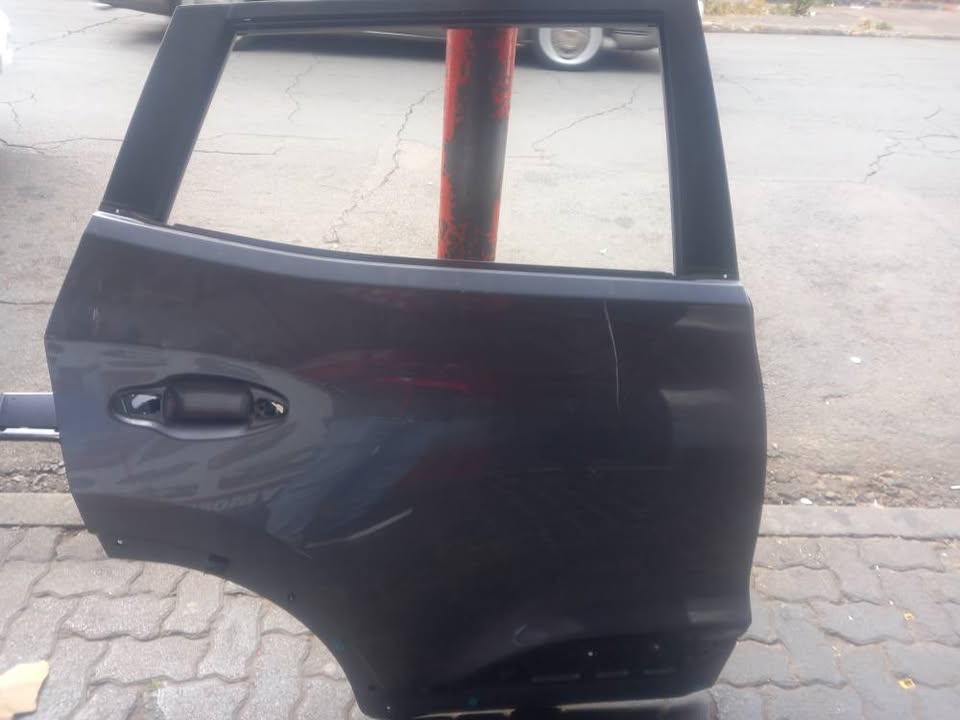 2014 - 2020 Nissan Qashqai Right Back Door - Private Seller 2014 - 2020 Nissan Qashqai Right Back Door - Private Seller