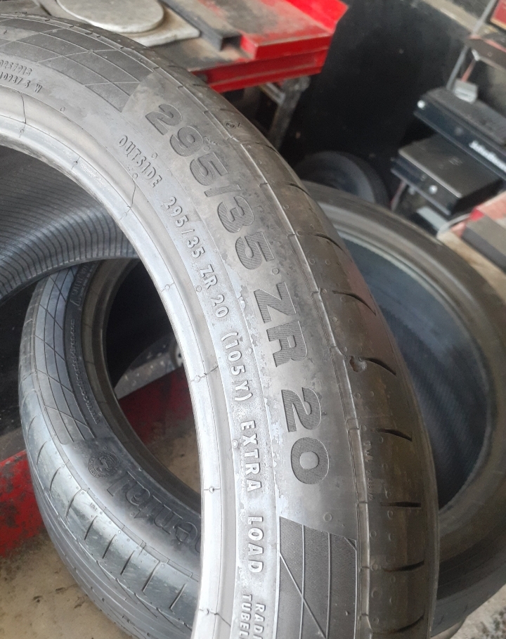 295/35/20 Continental Tyres for Sale. Contact 0685415547 - Private Seller 295/35/20 Continental Tyres for Sale. Contact 0685415547 - Private Seller