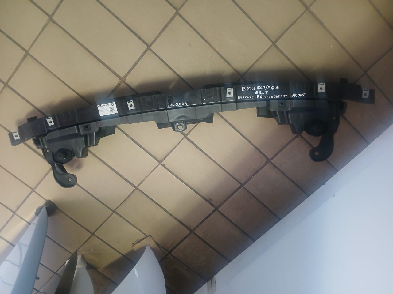 2021 BMW  1 SERIES F40 FRONT TOP CRADLE RENFORCEMENT - Private Seller