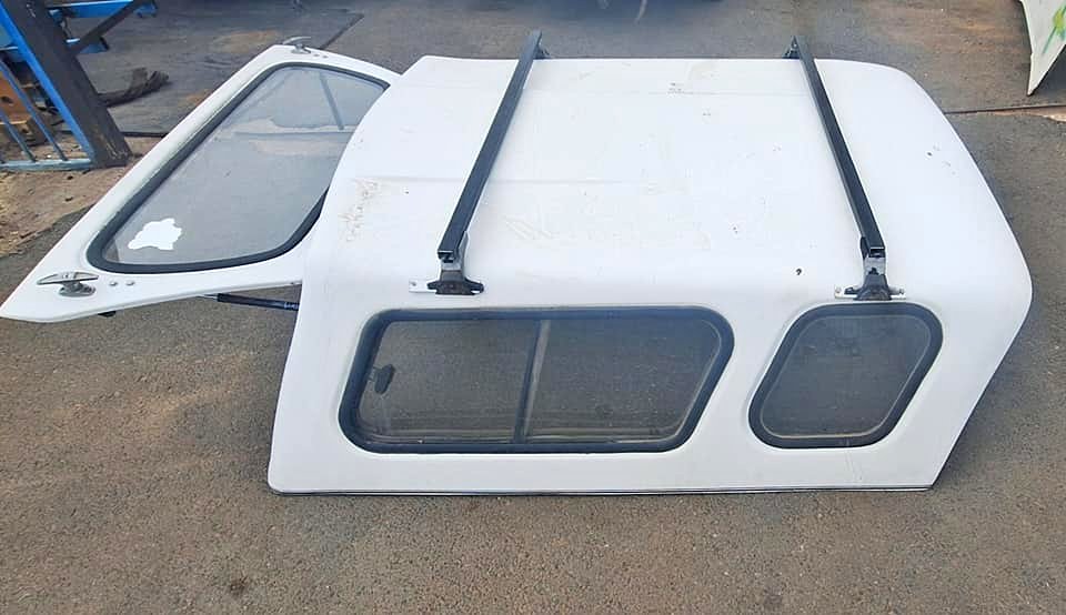 MK1 Volkswagen Caddy Bakkie Canopy For Sale - Private Seller