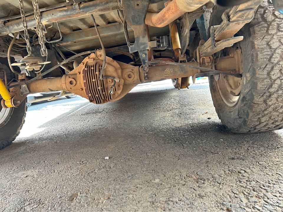 Nissan Navara 4.0 Rear Differential For Sale @Circle 7 Used Parts Call or WhatsApp - Private Seller Nissan Navara 4.0 Rear Differential For Sale @Circle 7 Used Parts Call or WhatsApp - Private Seller