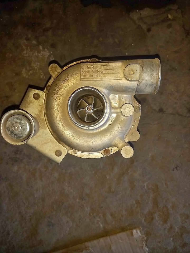 ISUZU KB 250 TURBO