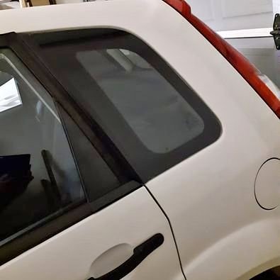 FORD FIGO REAR WINDOW FORD FIGO REAR WINDOW
