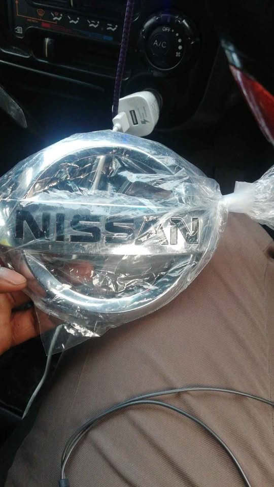 Nissan Np 200 badge - Private Seller