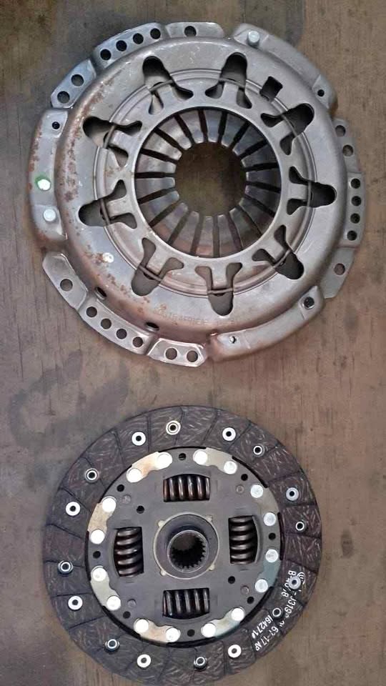 Toyota Yaris 1kr original Luk clutch kit selling - Private Seller Toyota Yaris 1kr original Luk clutch kit selling - Private Seller