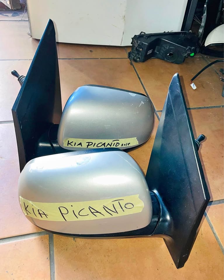 Kia Picanto side mirrors - Private Seller Kia Picanto side mirrors - Private Seller