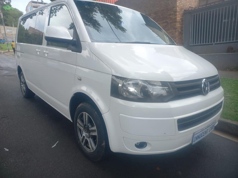 2013 VW T5 COMBI 2.0 TDI DIESEL, MANUAL, WHITE COLOR, MILEAGE 128000KM