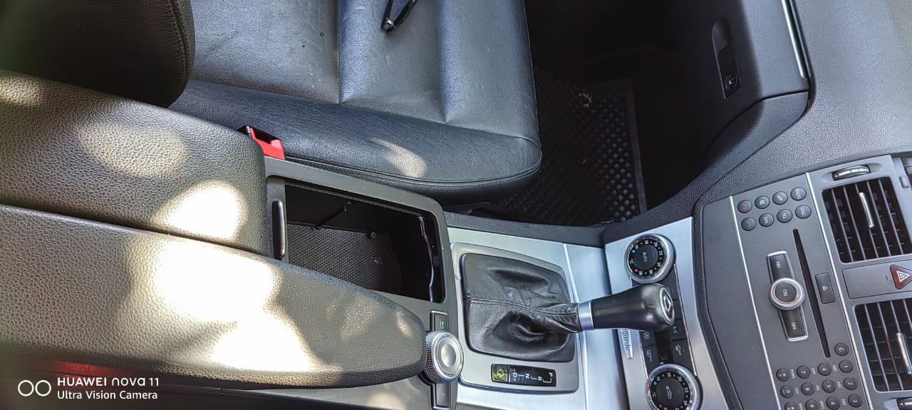 2011 Mercedes Benz C200 CGI W204
