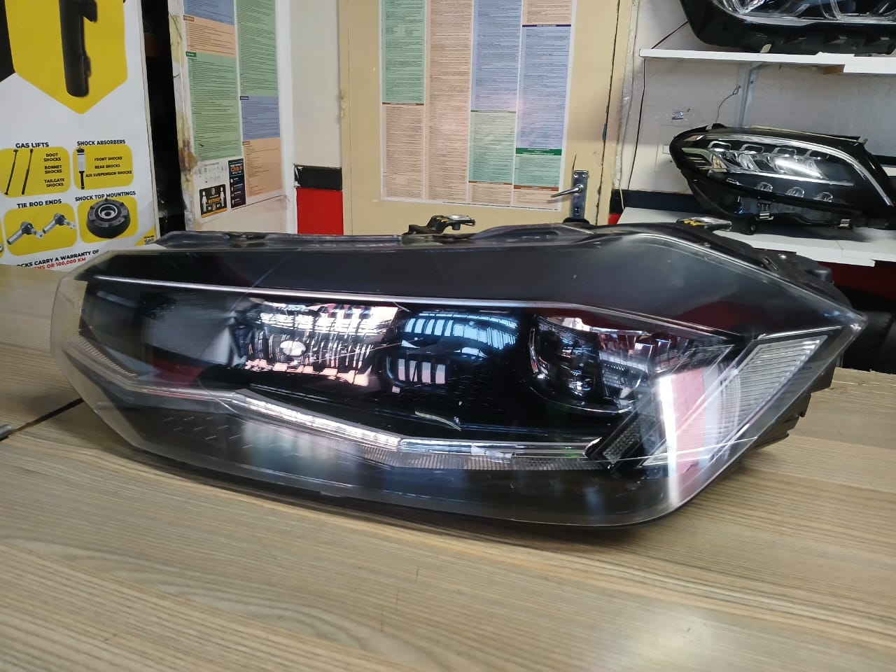 2022 VW POLO 8 R-LINE LED HEADLIGHT LEFT - Private Seller