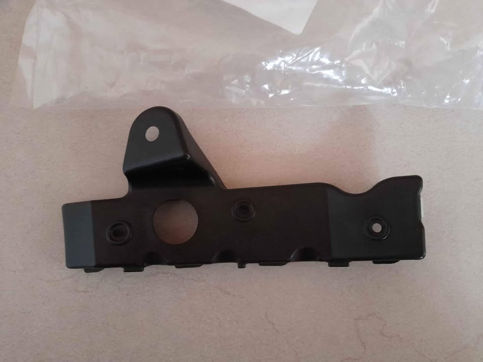 CHEVROLET UTILITY 2012/17 BRAND NEW FRONT BUMPER SLIDES FORSALE PRICE