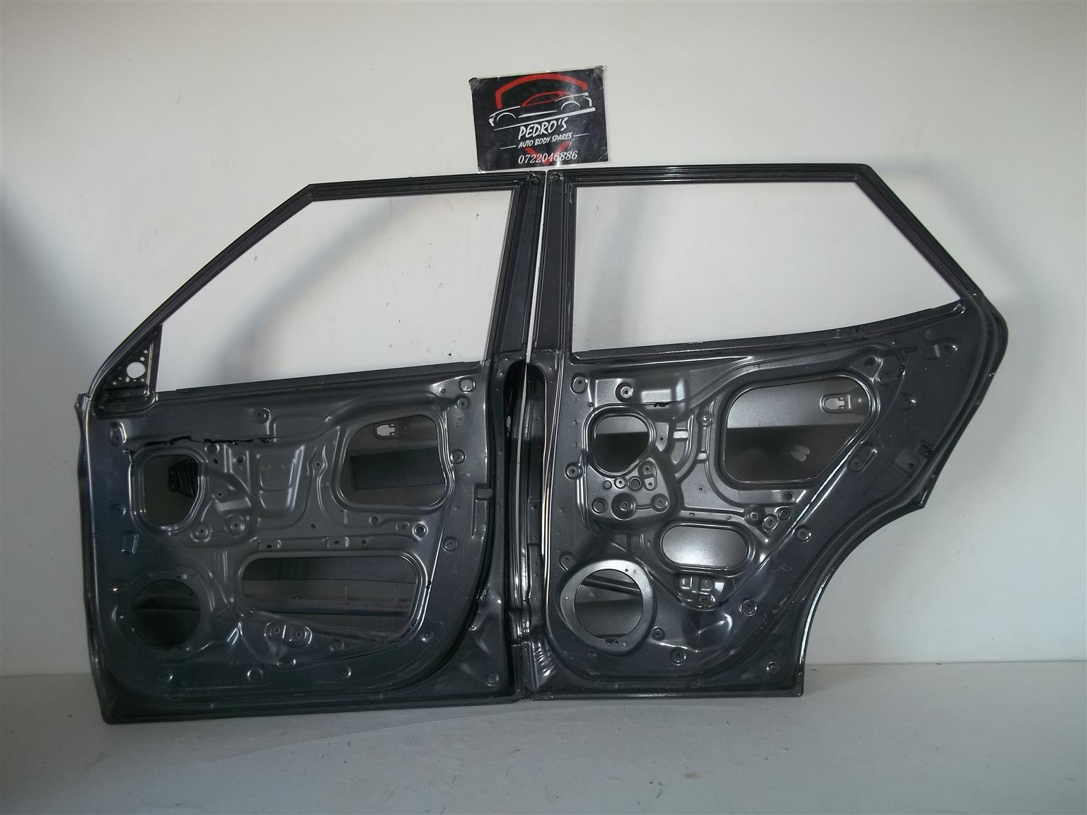 Hyundai Venue '20-'24 right side front & rear door - Private Seller Hyundai Venue '20-'24 right side front & rear door - Private Seller