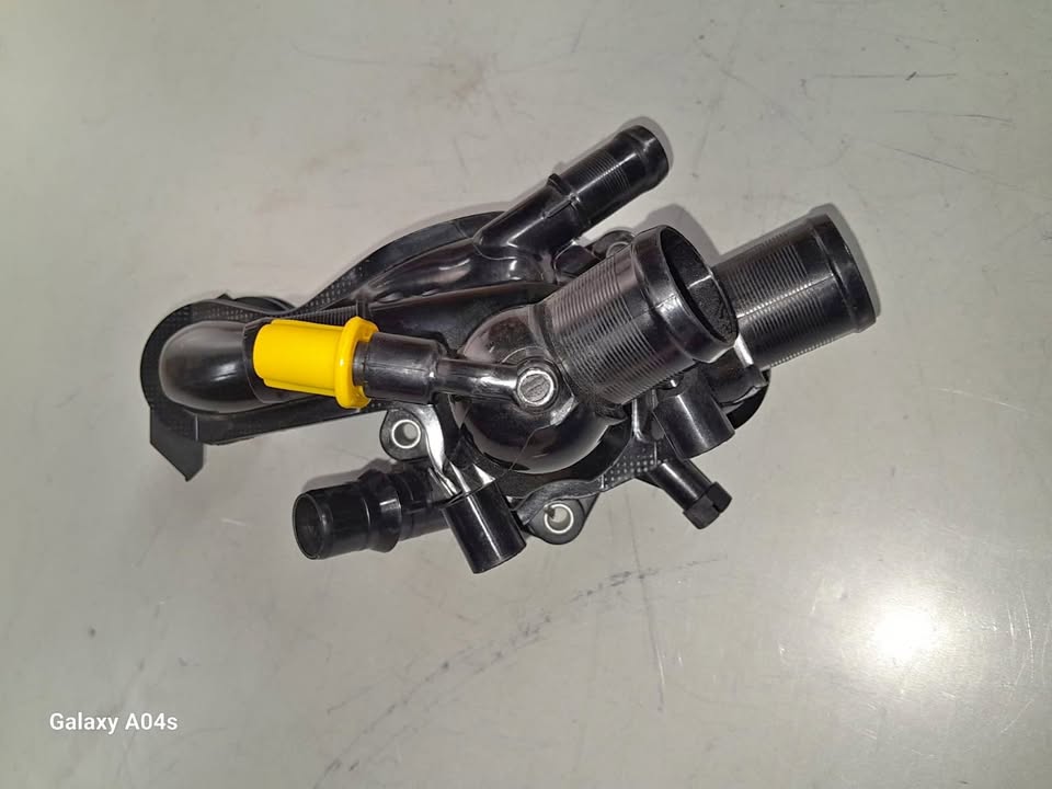 PEUGEOT 308 2.0L 4 PIN THERMOSTAT HOUSING FOR SALE - Private Seller PEUGEOT 308 2.0L 4 PIN THERMOSTAT HOUSING FOR SALE - Private Seller