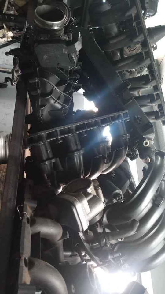 Bmw intake manifold - Private Seller