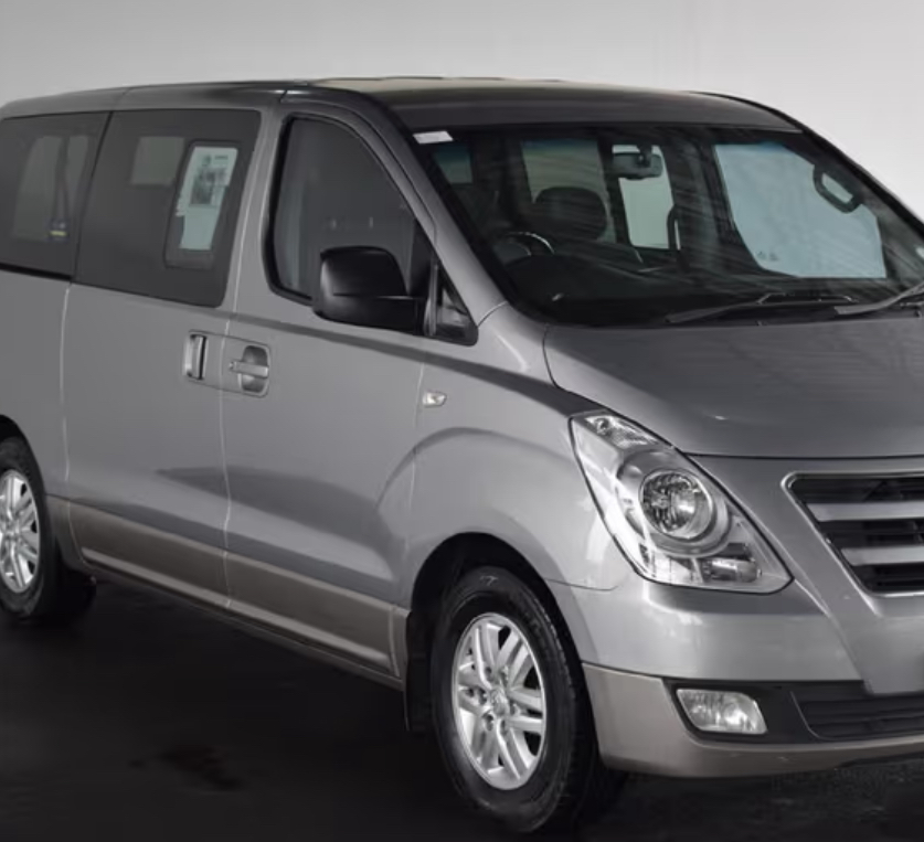 Used 2016 Hyundai H-1 2.5VGTi bus Elite 9-seater - Private Seller