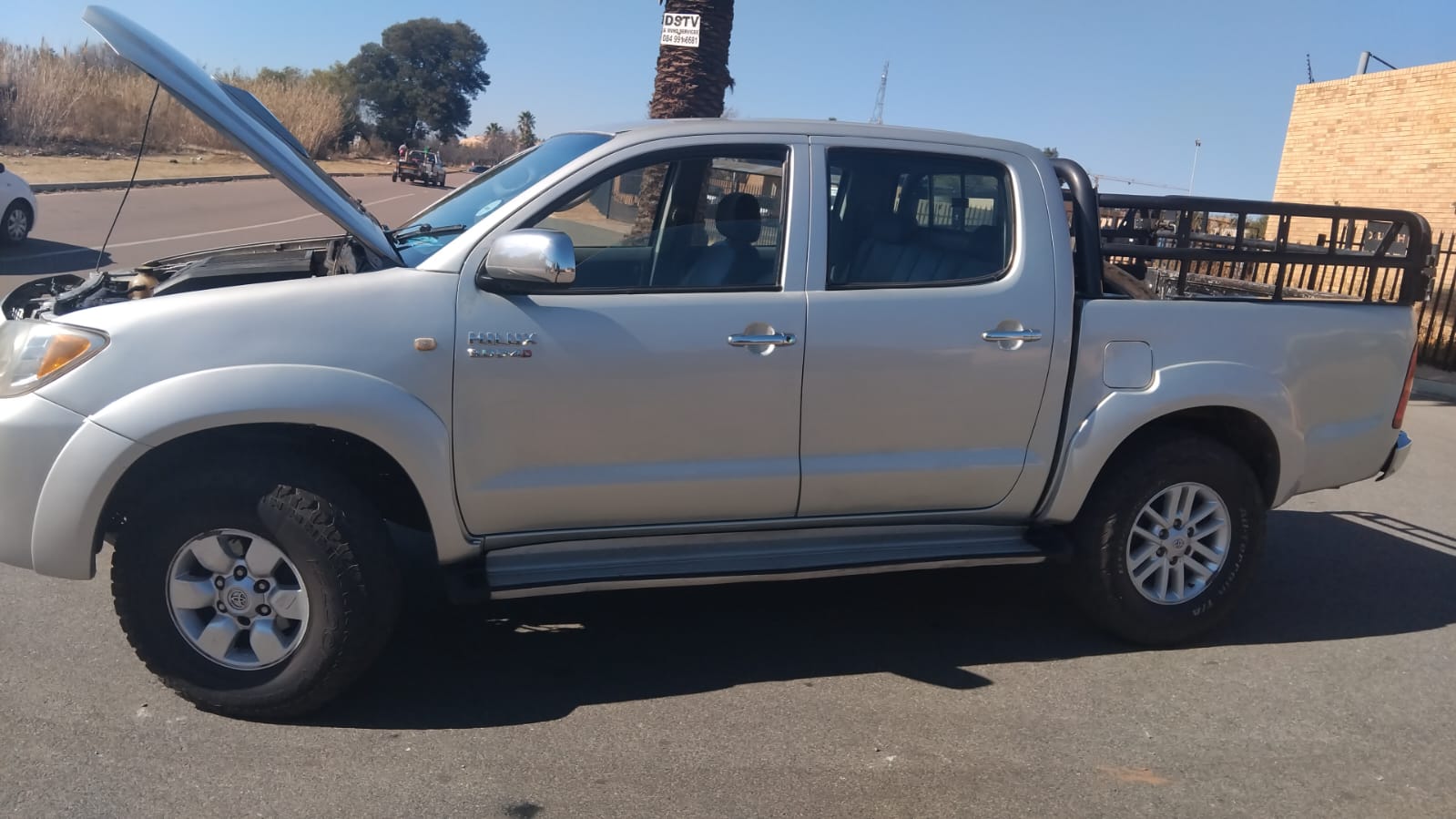 Toyota hilux 3.0 D4D for sale