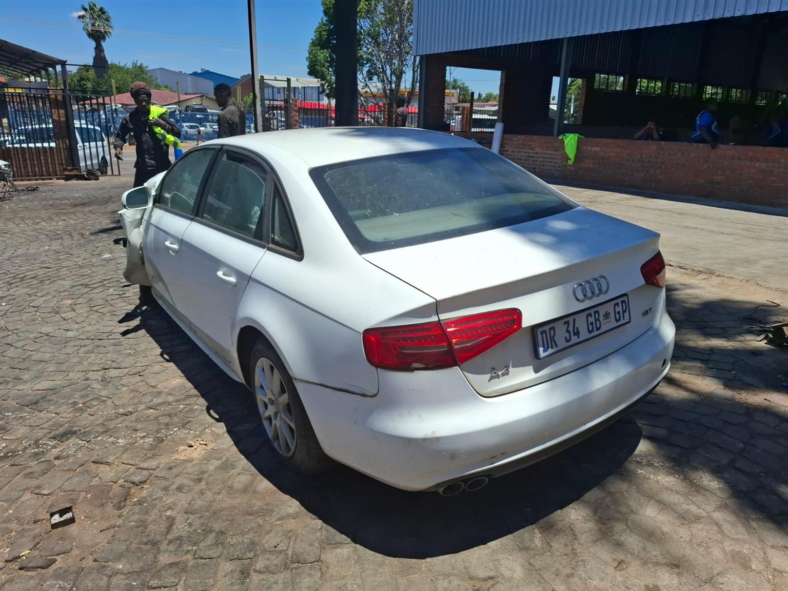 2018 Audi A4 1.8 Turbo B8 Facelift Stripping for spares - Private Seller