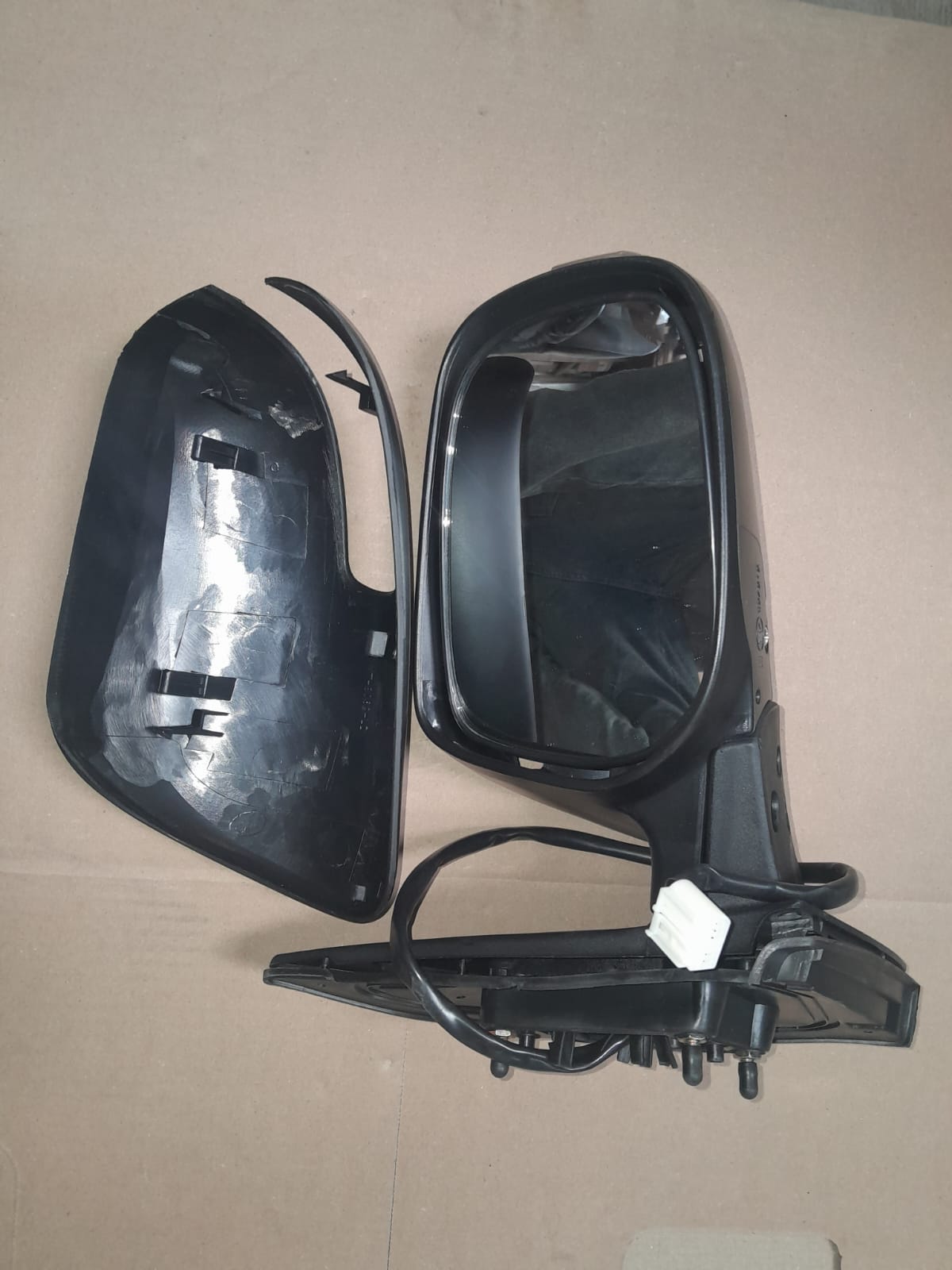 TOYOTA COROLLA QUEST R/F DOOR MIRROR FOR SALE - Private Seller TOYOTA COROLLA QUEST R/F DOOR MIRROR FOR SALE - Private Seller