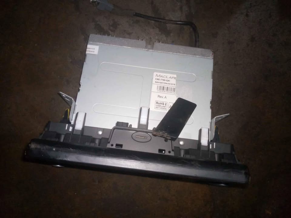 Hyundai venue radio - Private Seller Hyundai venue radio - Private Seller