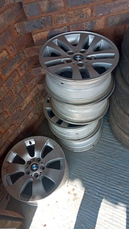 BMW RIMS FOR SALE - Private Seller BMW RIMS FOR SALE - Private Seller