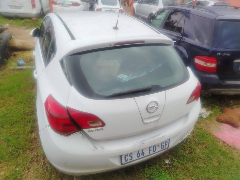 Opel Astra stripping for parts - Private Seller Opel Astra stripping for parts - Private Seller
