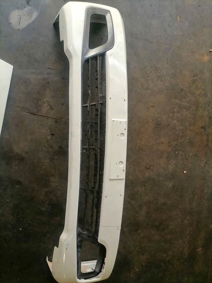 Hyundai H100 Bumper - Private Seller Hyundai H100 Bumper - Private Seller