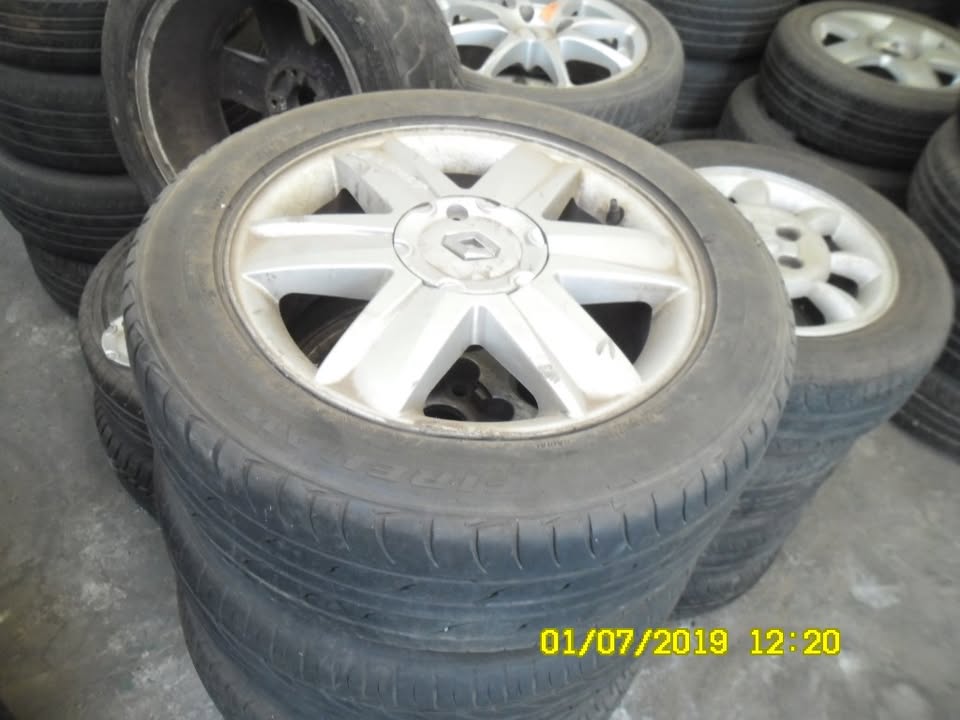 Renault mags - Private Seller Renault mags - Private Seller
