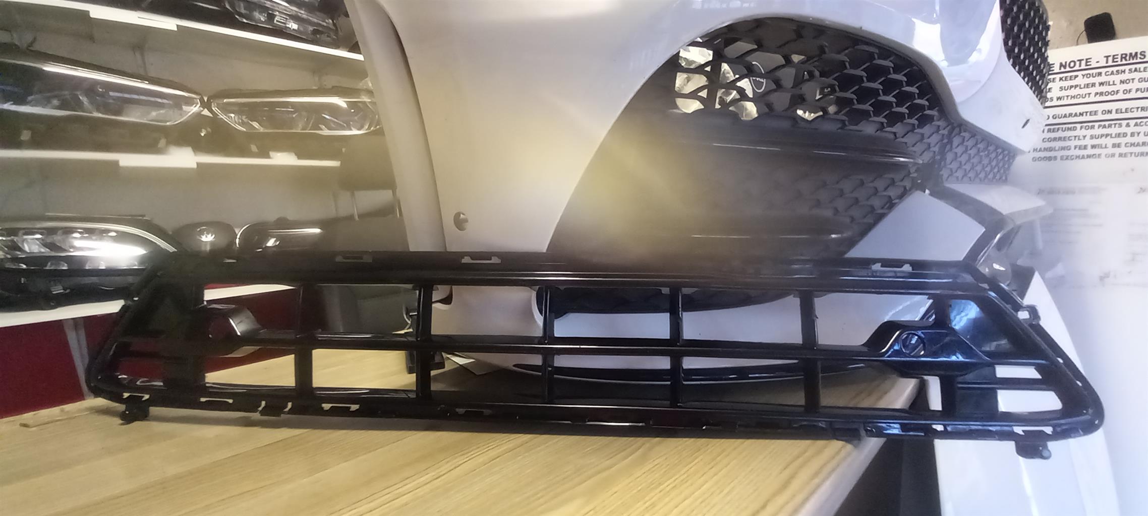 2021 (B5) VOLVO XC-60 FRONT BUMPER LOWER GRILL FOR SALE - Private Seller 2021 (B5) VOLVO XC-60 FRONT BUMPER LOWER GRILL FOR SALE - Private Seller