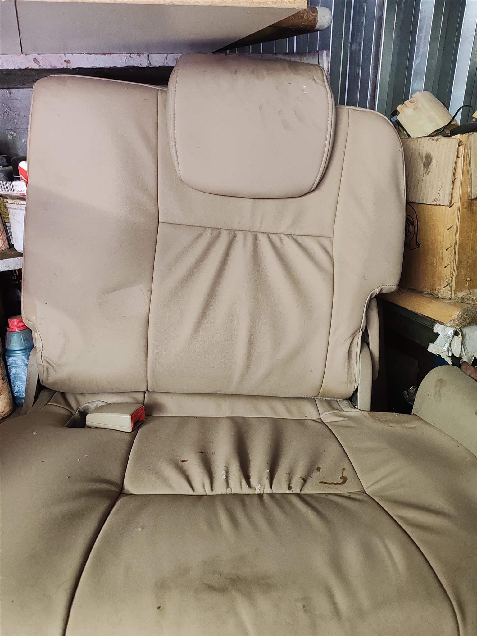 Toyota fortuner rear seats - Private Seller