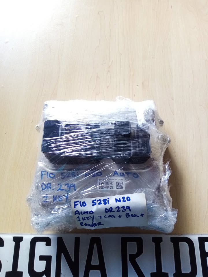 BMW F10 5 SERIES 528I  COMPUTER BOX & LOCK SET - Private Seller