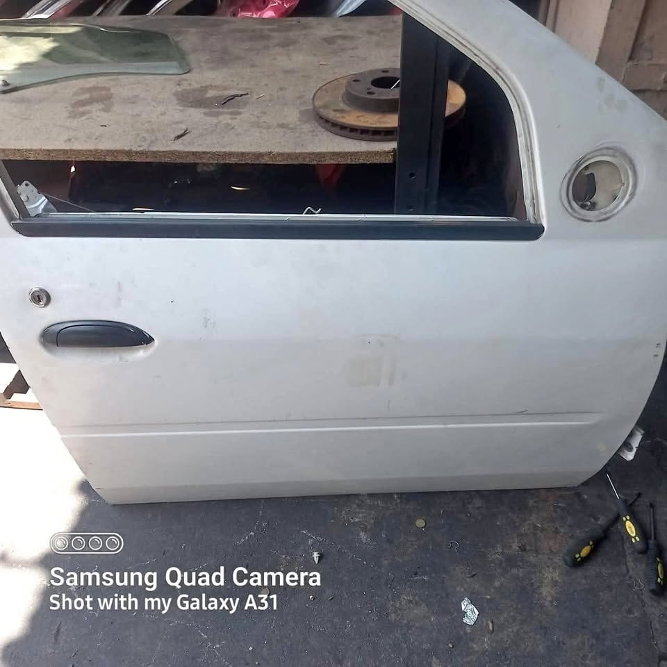 NISSAN NP200 DOORS - Private Seller NISSAN NP200 DOORS - Private Seller