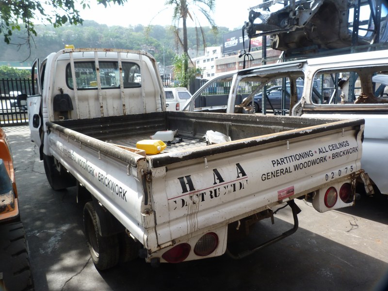 Kia K2700 1.3 Ton Workhorse 2.7 Manual J2 - 2006 SPARESBOYZ STRIPPING FOR SPARES - Private Seller Kia K2700 1.3 Ton Workhorse 2.7 Manual J2 - 2006 SPARESBOYZ STRIPPING FOR SPARES - Private Seller
