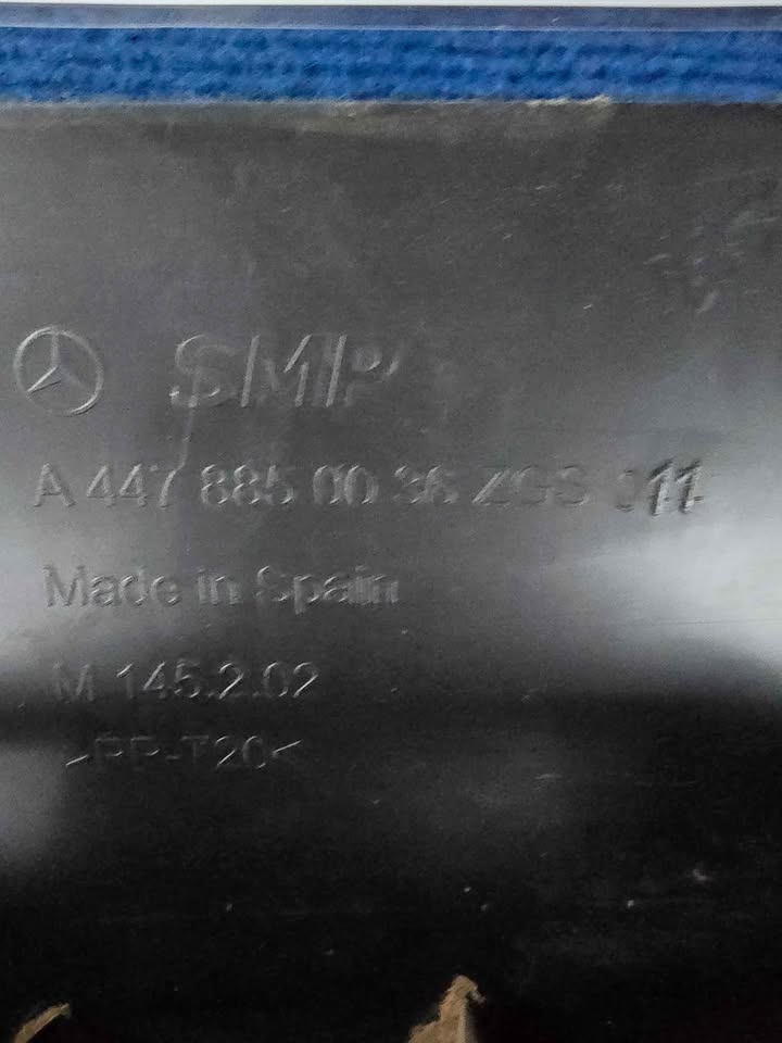 Mercedes Vito Viano W447 VS20 Front Bumper Tray Cover