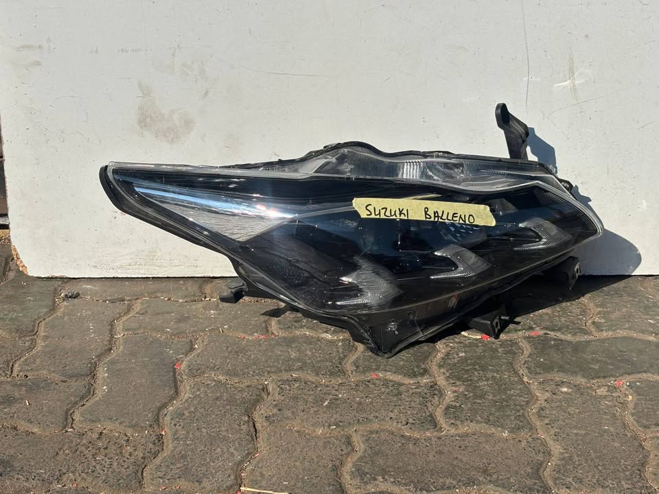 Suzuki Baleno Headlight LED - Private Seller Suzuki Baleno Headlight LED - Private Seller