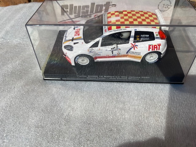 Fiat Punto Fly Slot Car 2008 Rally.