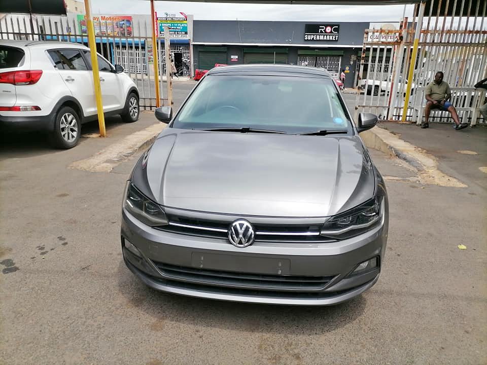 2019 Volkswagen polo 8 1.0 TSI RLine Sunroof