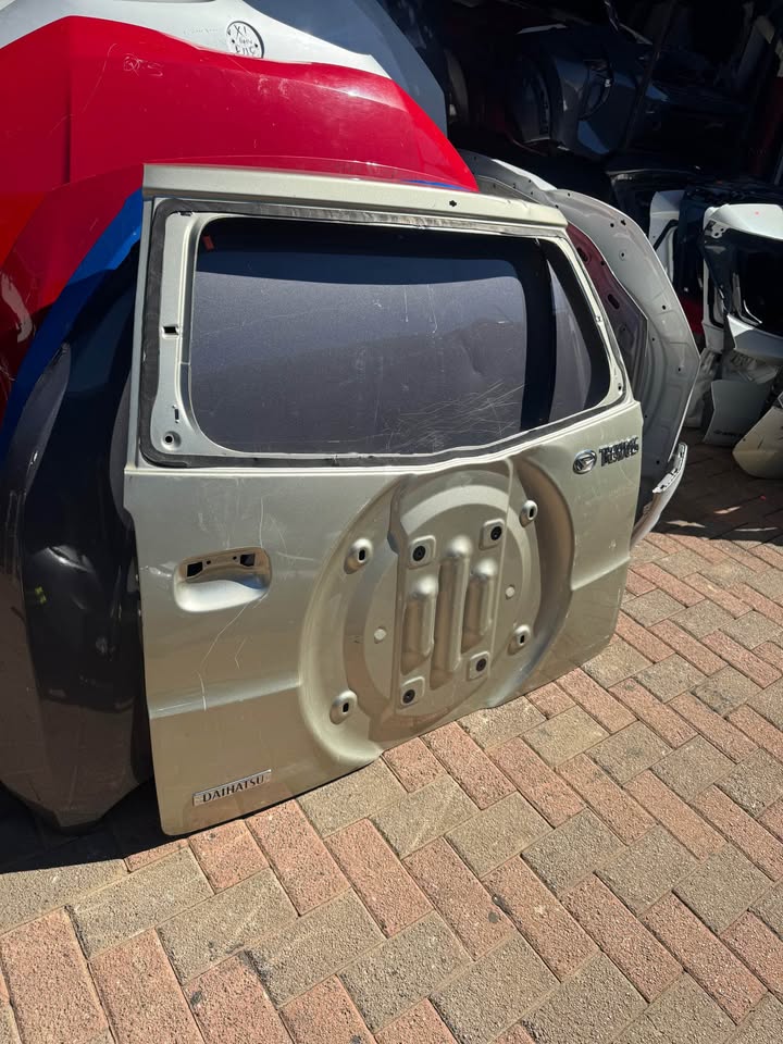 Daihatsu Terios Boot Lid Tailgate Door - Private Seller Daihatsu Terios Boot Lid Tailgate Door - Private Seller