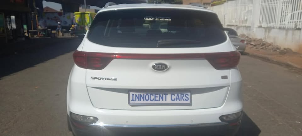 2018 KIA SPORTAGE 2.0 AUTOMATIC  TRANSMISSION.. WHITE COLOUR..