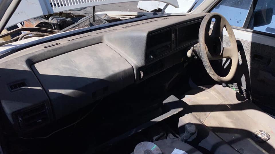 Vw golf 1 1.4i 2002 Stripping for spares - Private Seller
