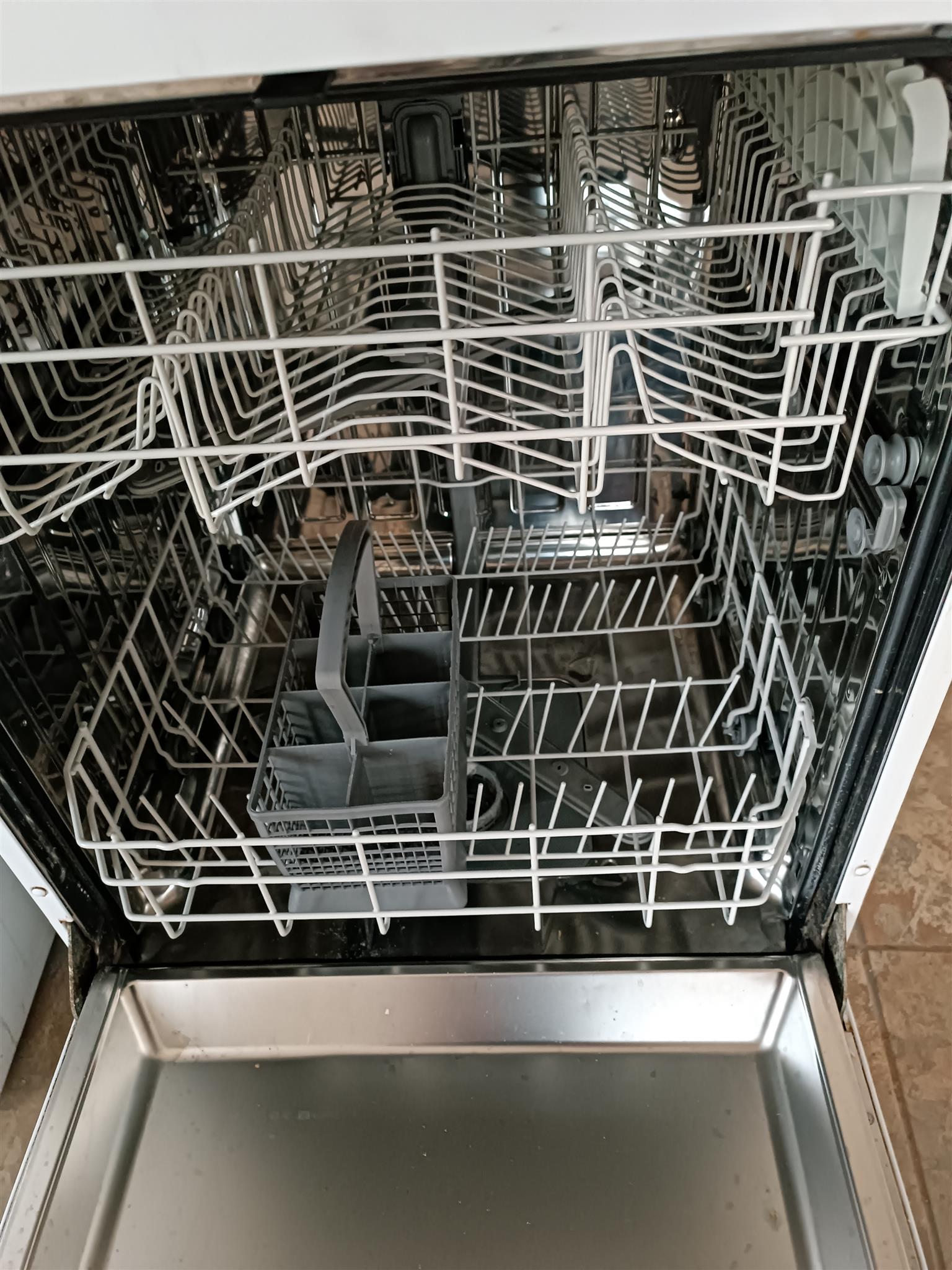 Dishwasher for sale Junk Mail