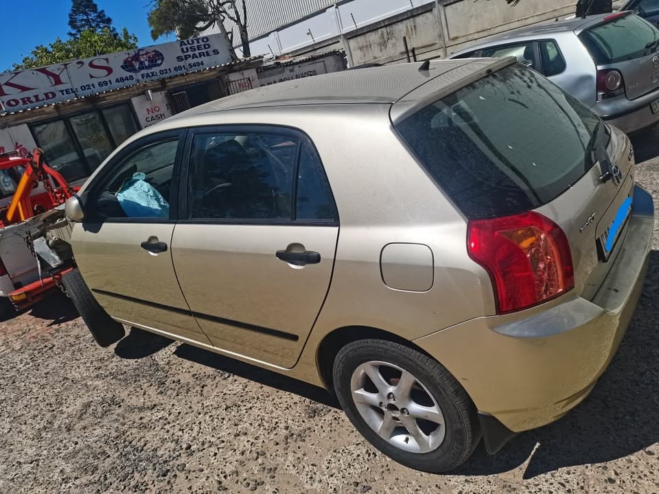 TOYOTA RUNNEX BREAKING UP FOR SPARES - Private Seller
