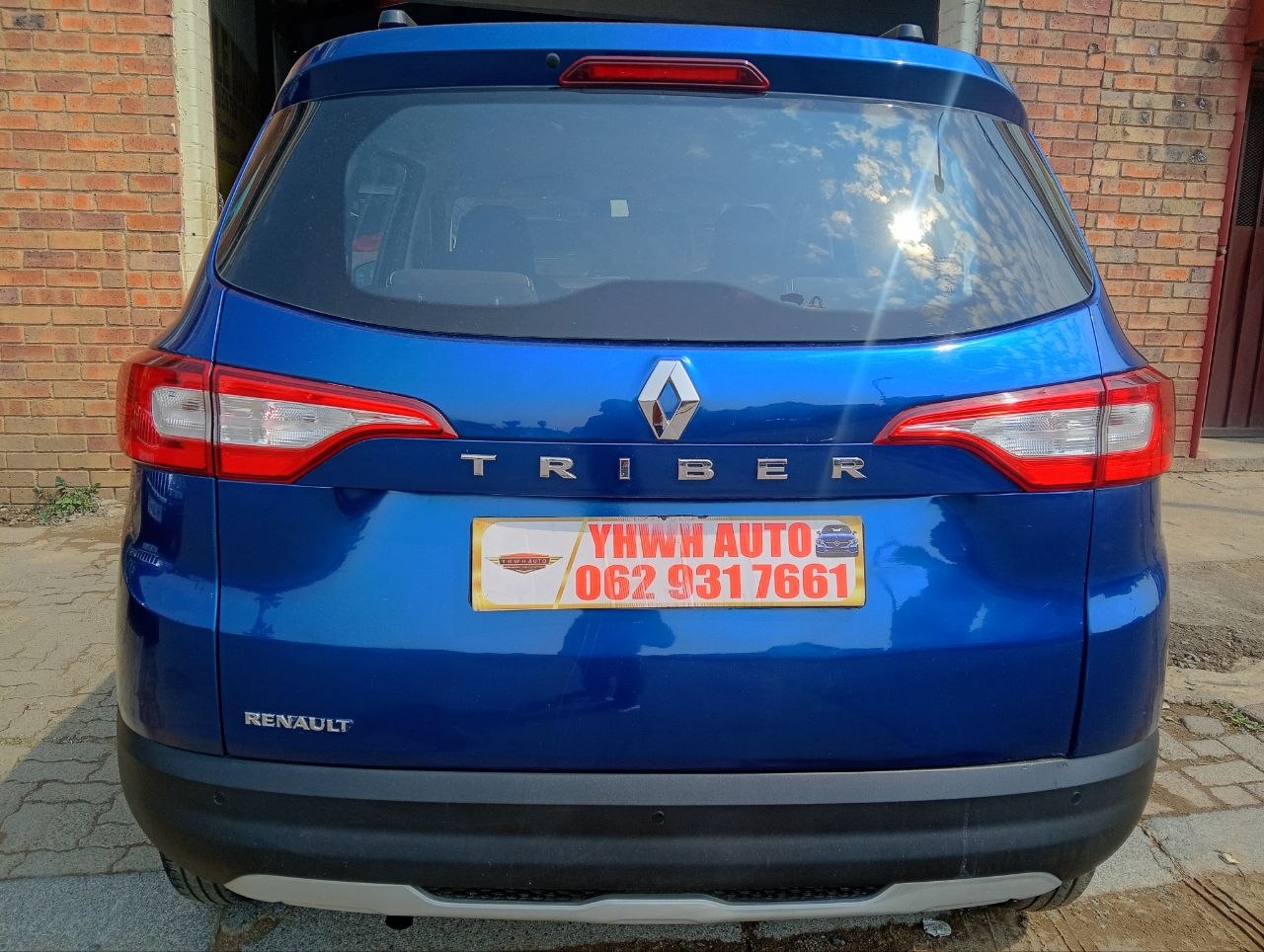 2021 Renault Triber 1.0 Life