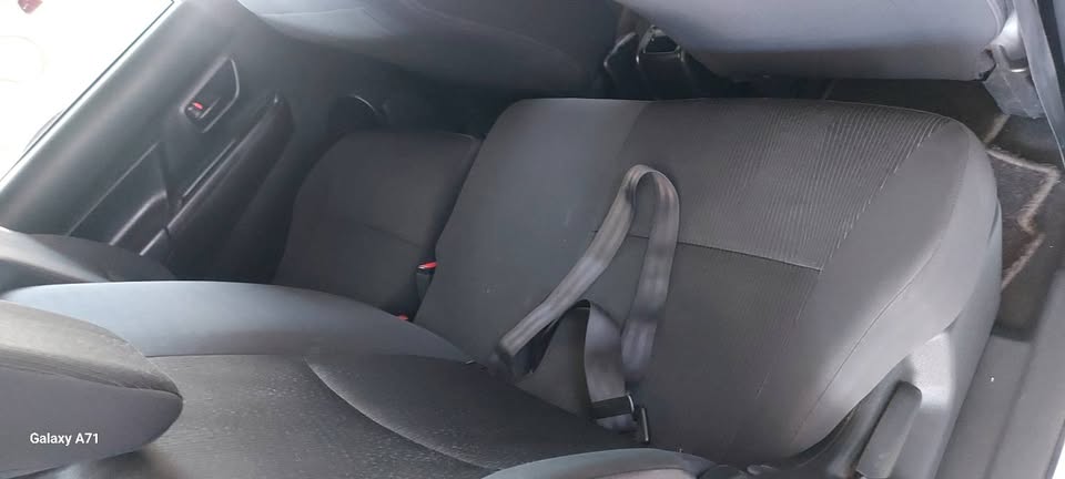 Suzuki Ertiga 1.5 manual petrol 7seater