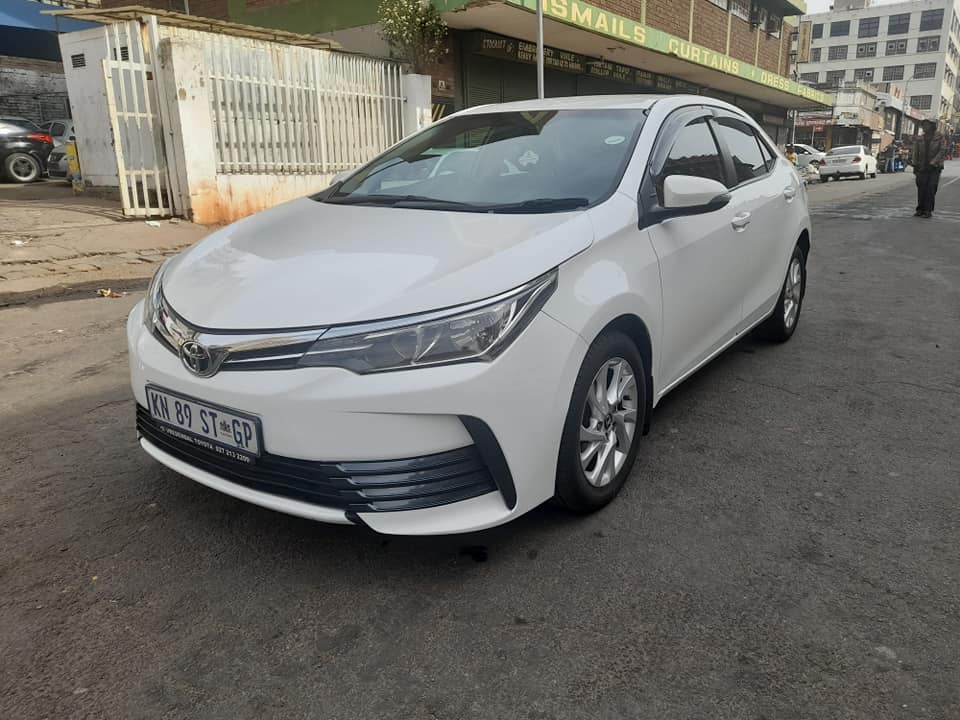 2017 TOYOTA COROLLA 1.6 PRESTIGE MANUAL LEATHER SEATS EXCELLENT CONDITION AVAILABLE