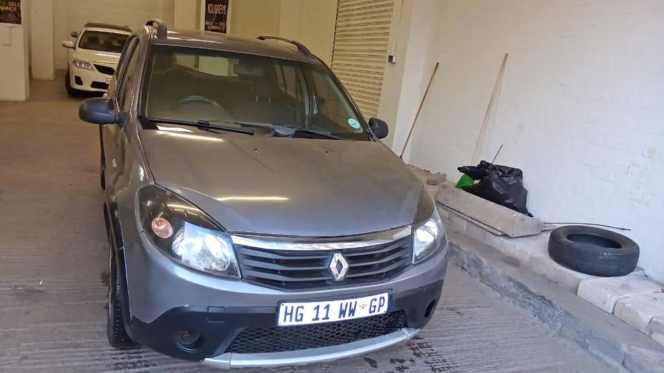 2014 Renault Sandero 1.6 Manual for sale