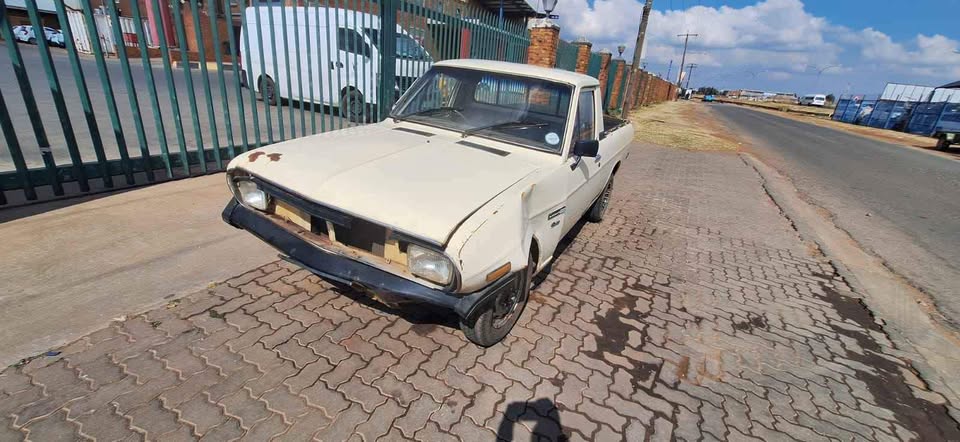 Nissan 1400 bakkie stripping for parts - Private Seller Nissan 1400 bakkie stripping for parts - Private Seller