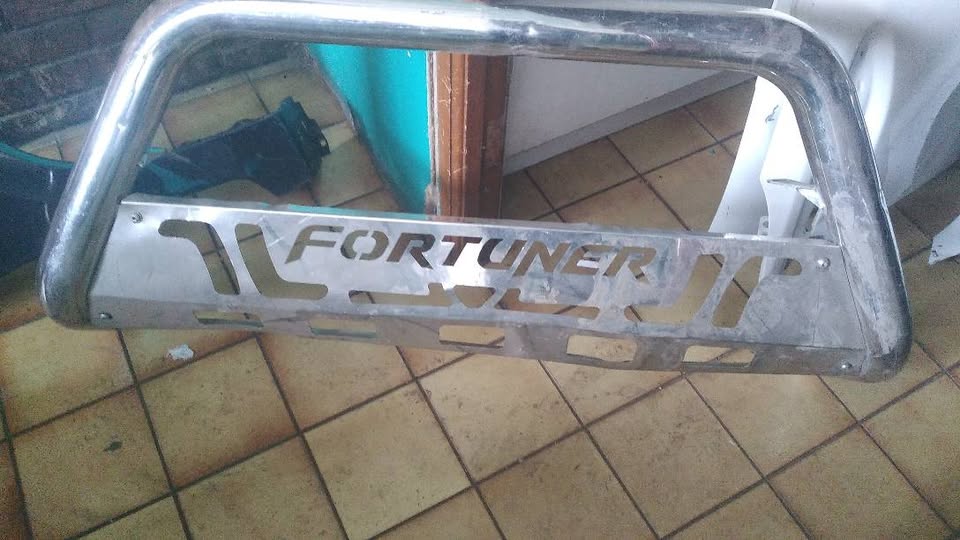 Toyota Fortuner d4d Bull bar for Sale Whatsapp - Private Seller Toyota Fortuner d4d Bull bar for Sale Whatsapp - Private Seller