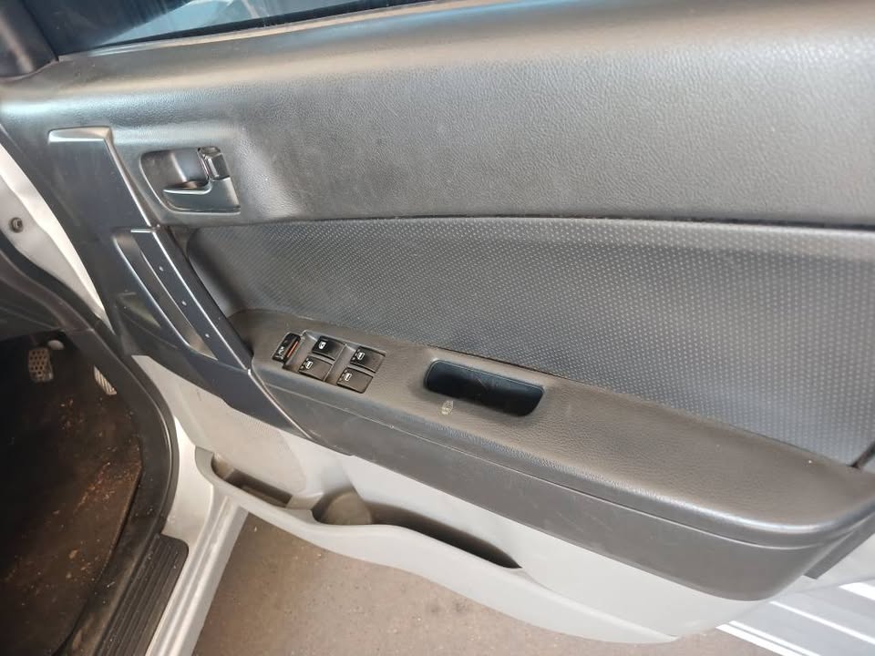2010 DAHATSU TERIOS 1.5 Transmission: Manual Mileage: 93000km Fueltype: Petrol White