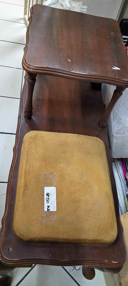 Vintage Queen Anne Telephone Table Vintage Queen Anne Telephone Table
