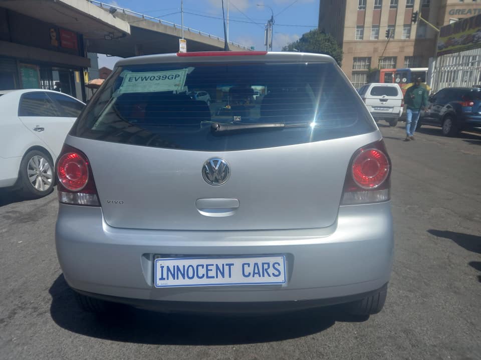 2016 VW POLO VIVO 1.4 PETROL ENGINE, MANUAL TRANSMISSION SILVER COLOUR, MILEAGE 68000KM