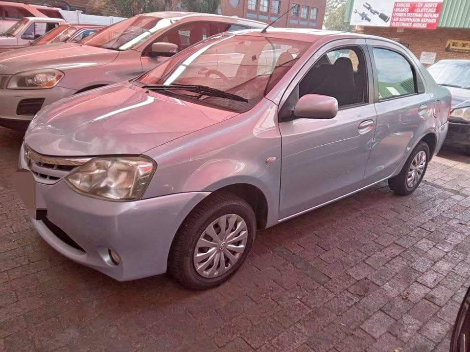 TOYOTA ETIOS GOOD CONDITION